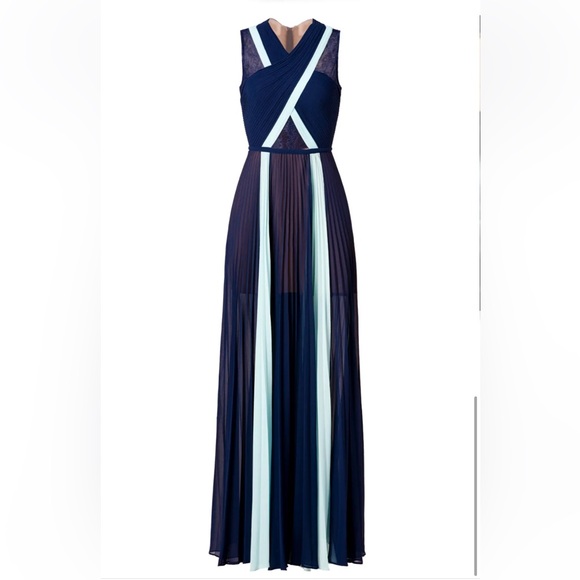 BCBGMaxAzria Contrast Caia Gown. Size 10. - Picture 10 of 10
